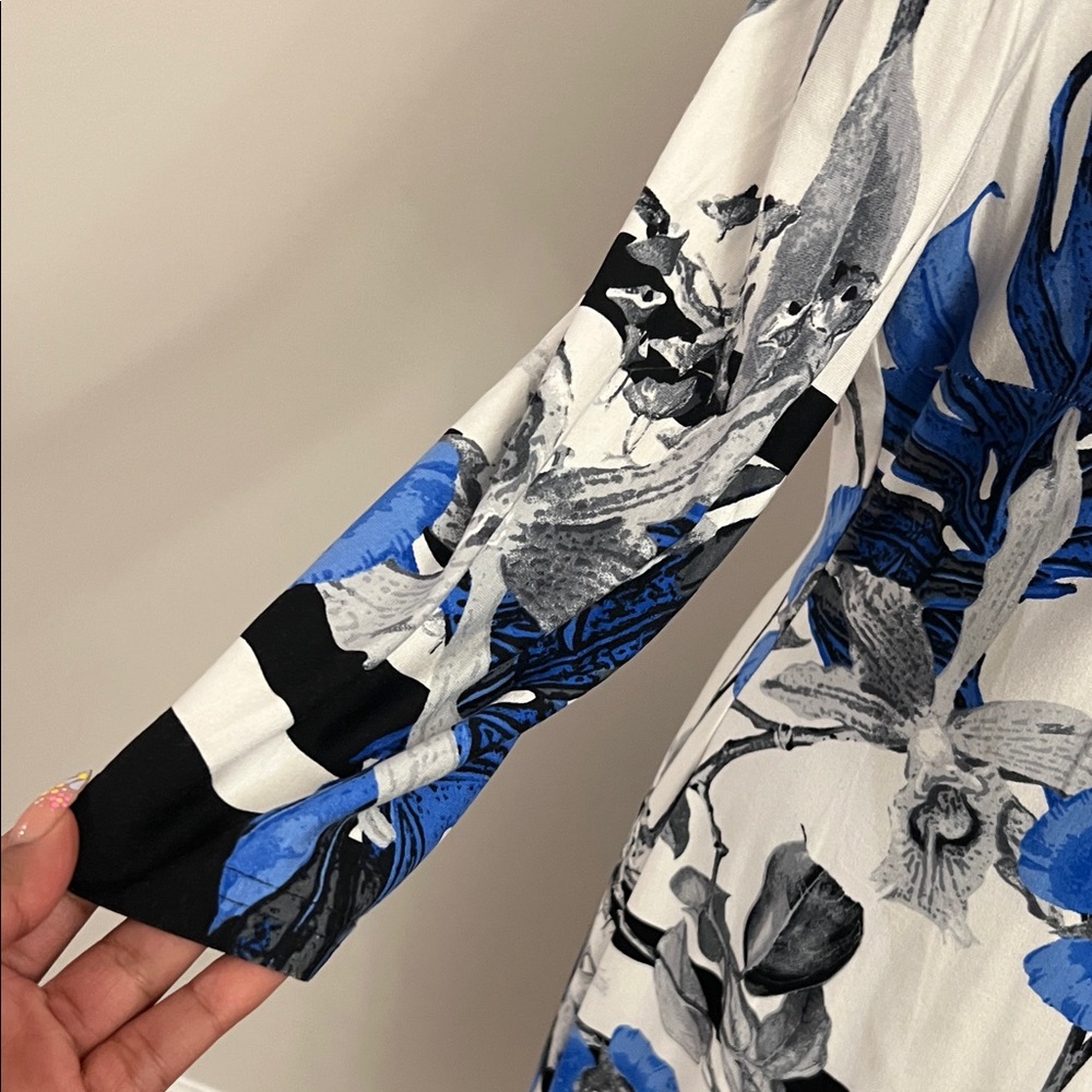 Blue Floral Scoop Neck Women’s Dress - Picture 6 of 10